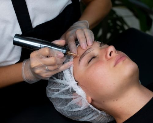 Microshading : maîtriser le dégradé de sourcils grâce à la formation