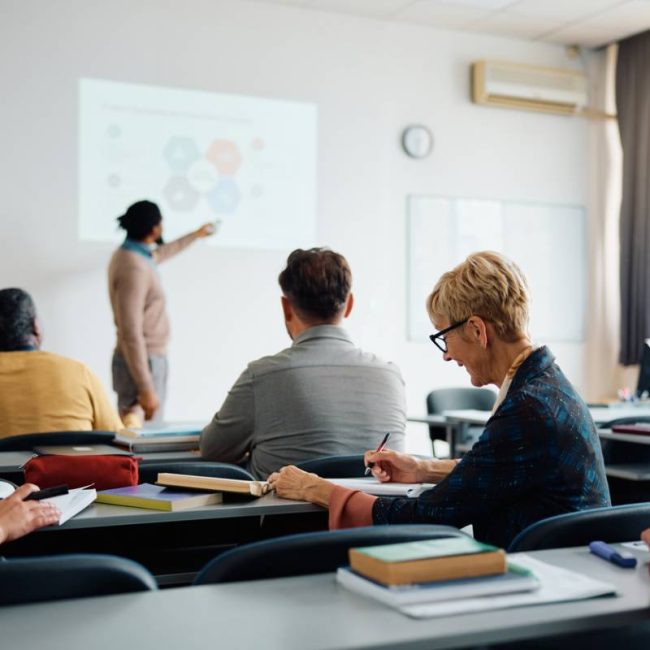 Formateur professionnel d'adultes : transmettez votre expertise