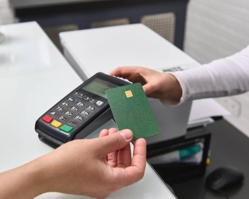 Acceptez les paiements CB grâce à une carte de domiciliation