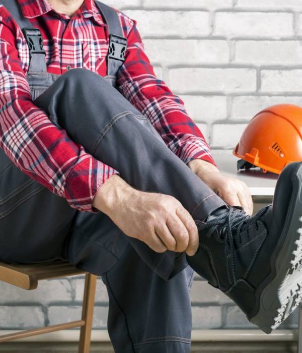 Semelle, embout, membrane : les secrets d'une chaussure de sécurité efficace