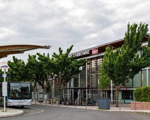 Mobilier urbain non publicitaire : l'approche éco-conçue pour les réseaux de transport